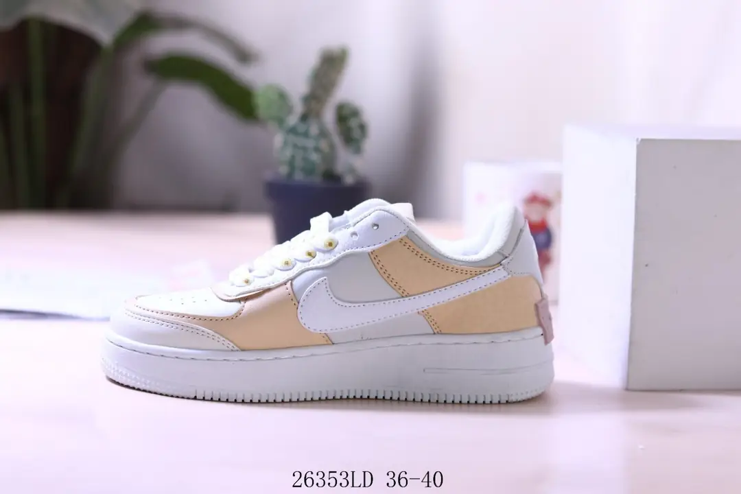 M857  NIKE Air Force 1  $36.30 gallery