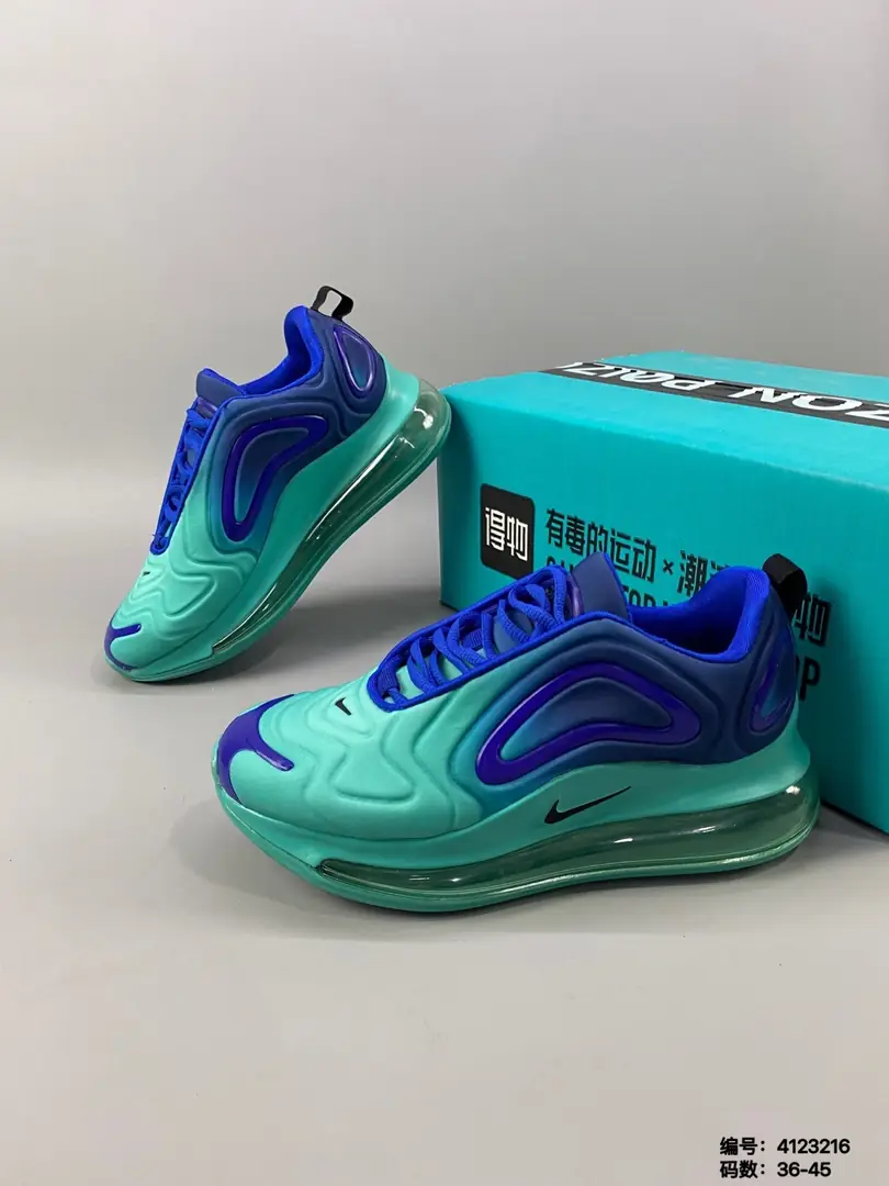 M860 Nike Air Max 720 $40.50 gallery