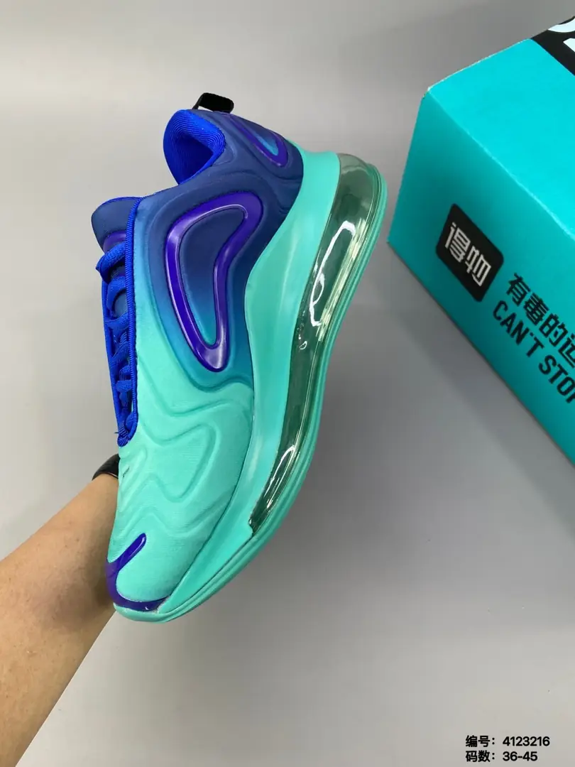 M860 Nike Air Max 720 $40.50 gallery