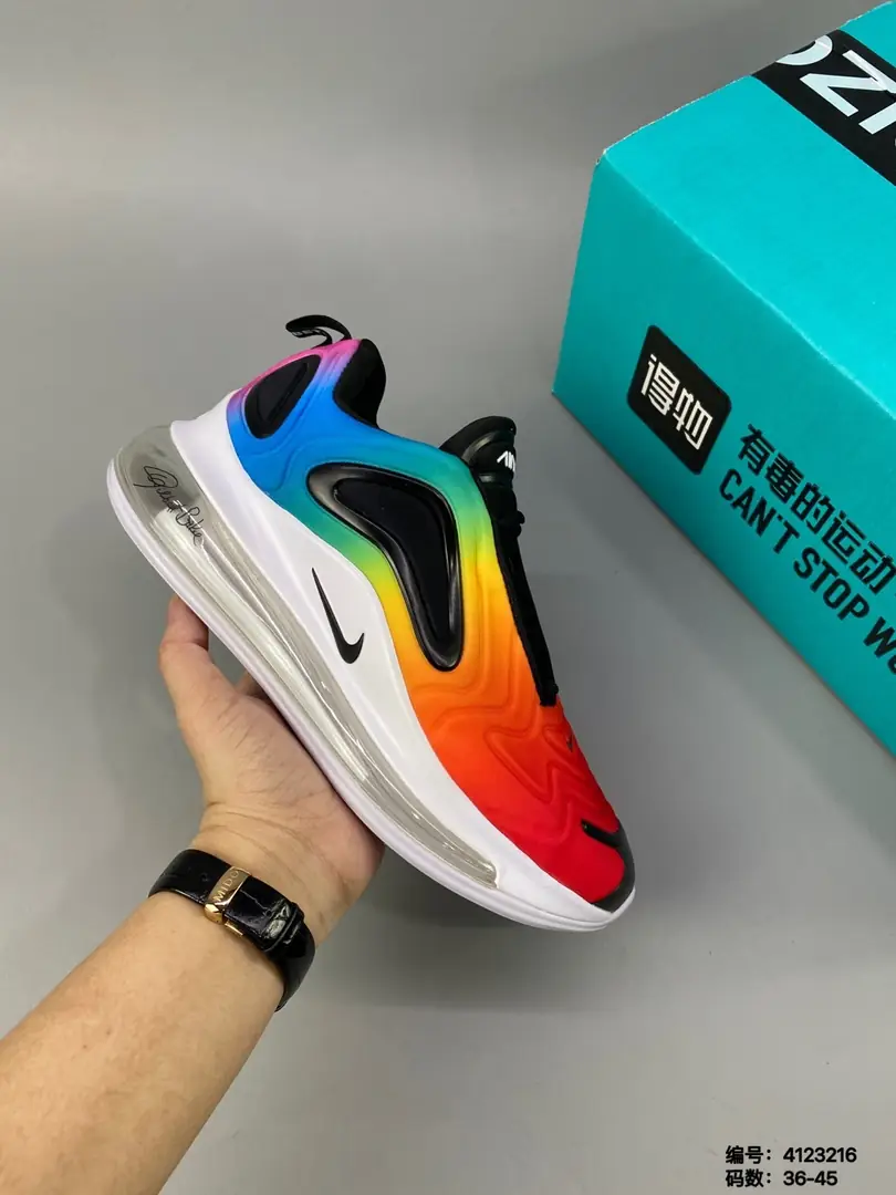 M860 Nike Air Max 720 $40.50 gallery