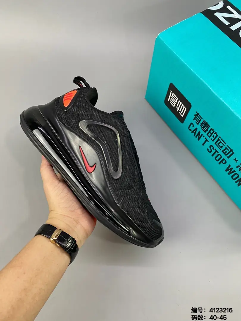 M860 Nike Air Max 720 $40.50 gallery