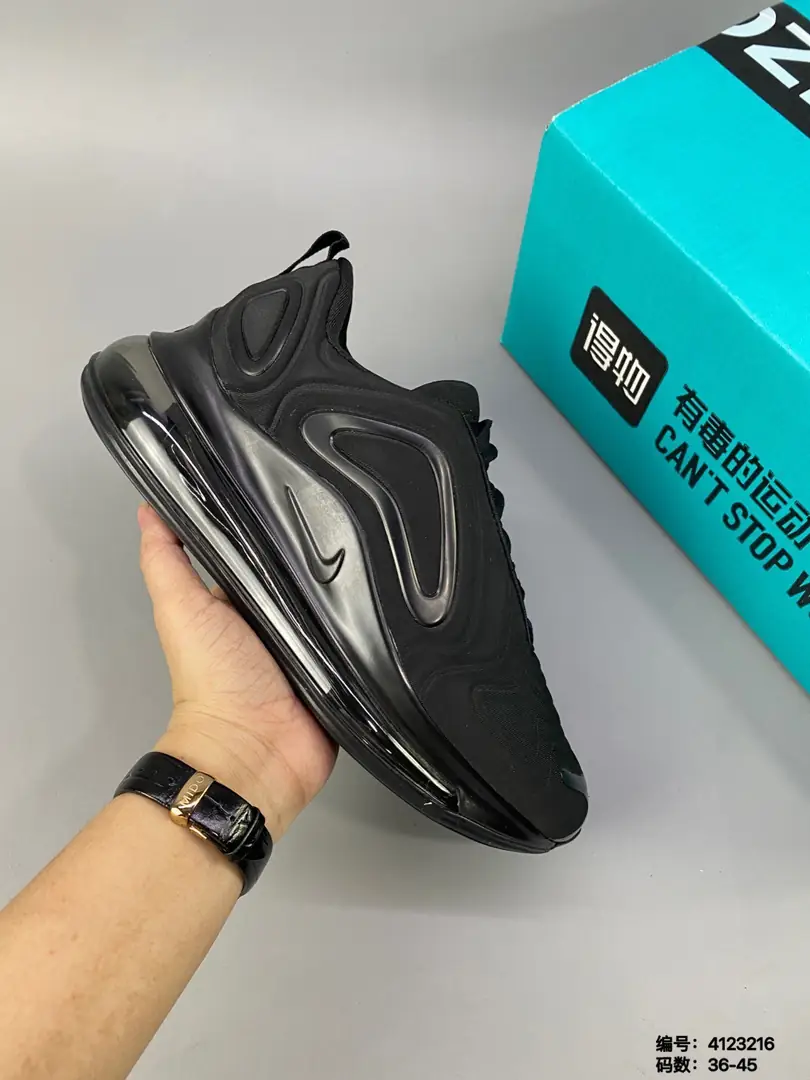 M860 Nike Air Max 720 $40.50 gallery