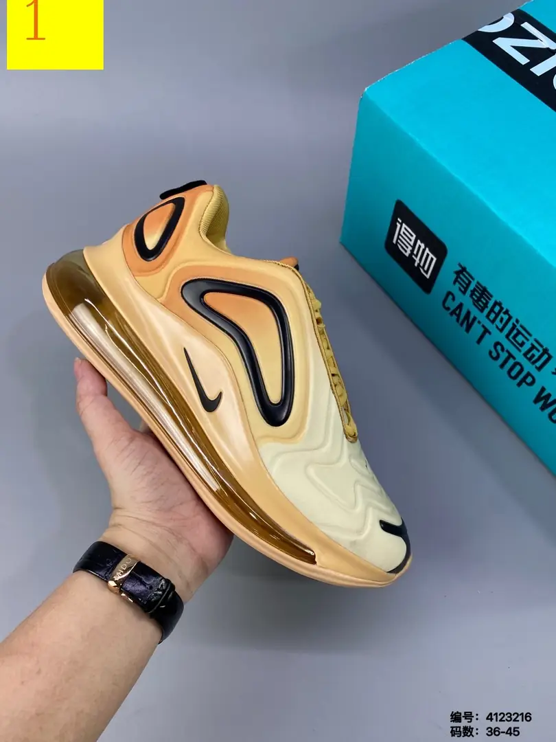 M860 Nike Air Max 720 $40.50 gallery