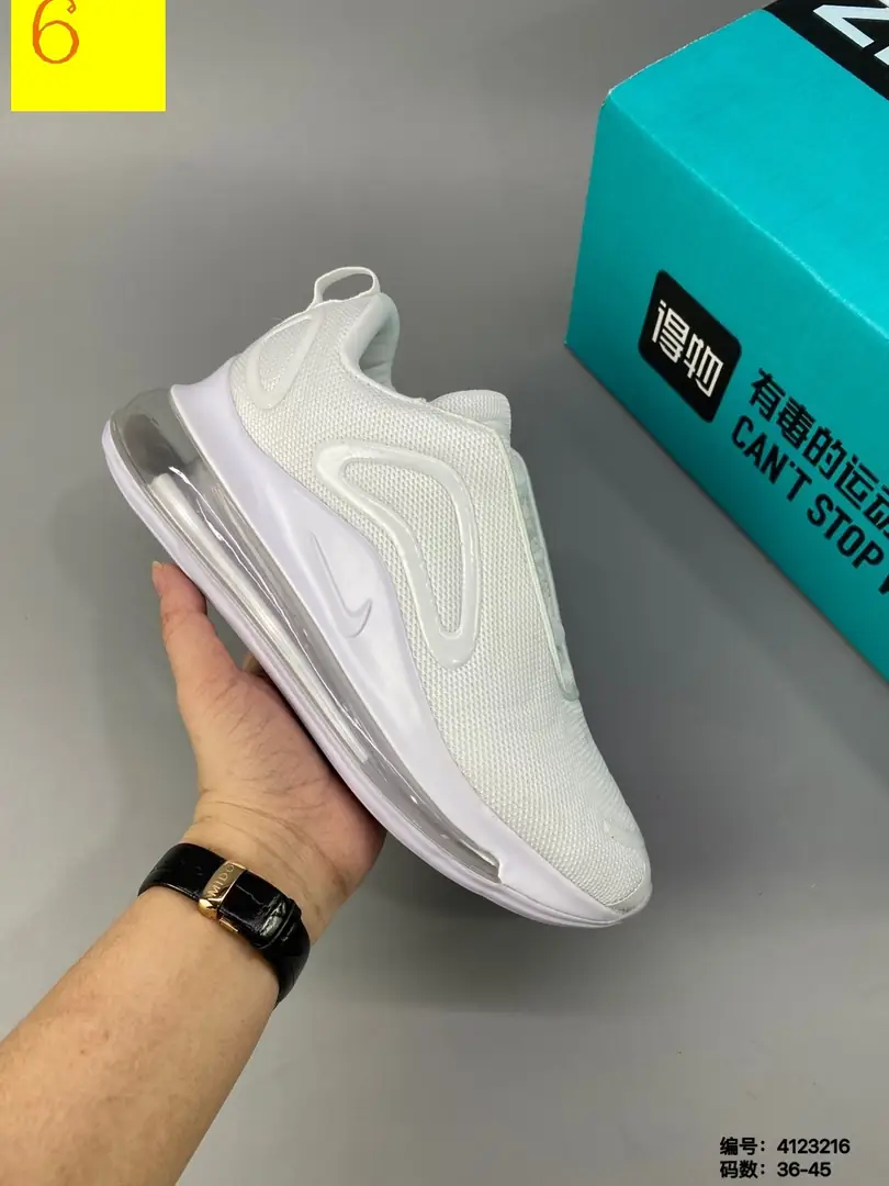 M860 Nike Air Max 720 $40.50 gallery