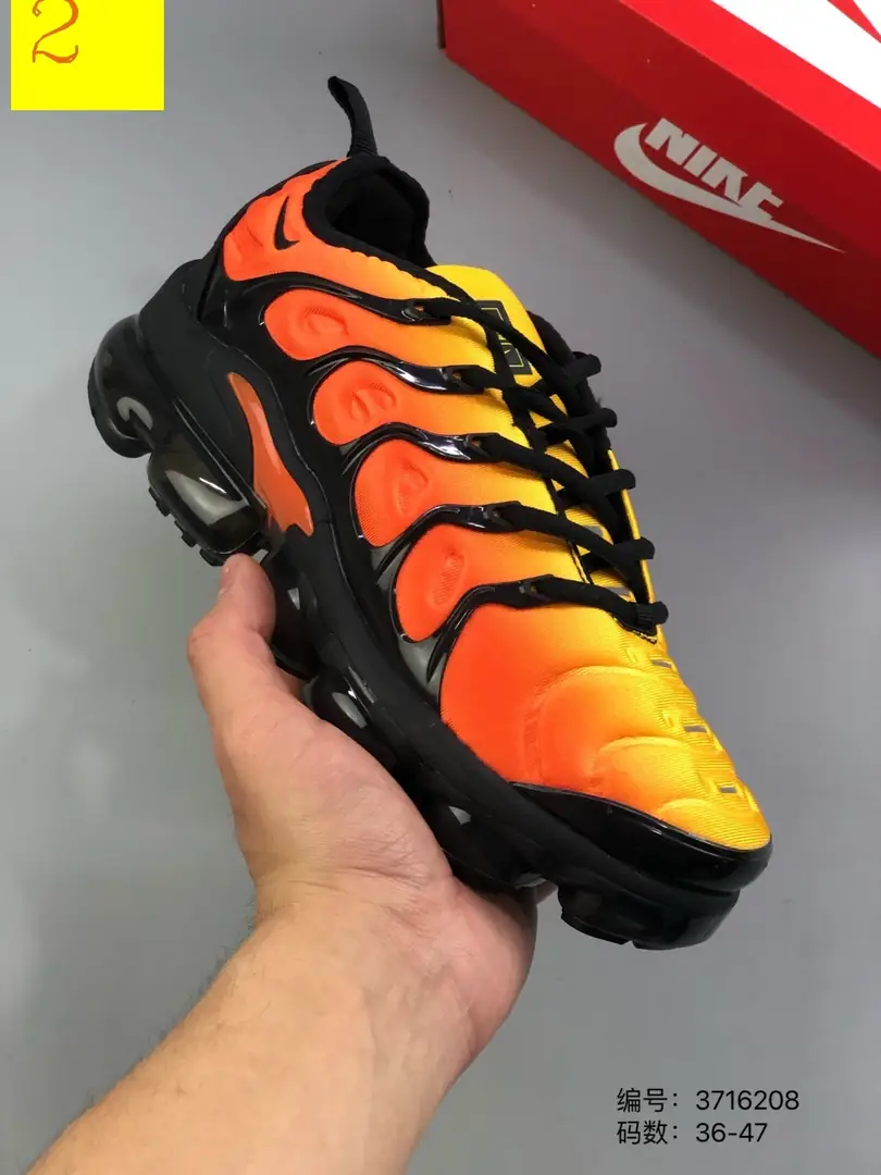 M864 NIKE AIR VAPORMAX  $44.64 gallery