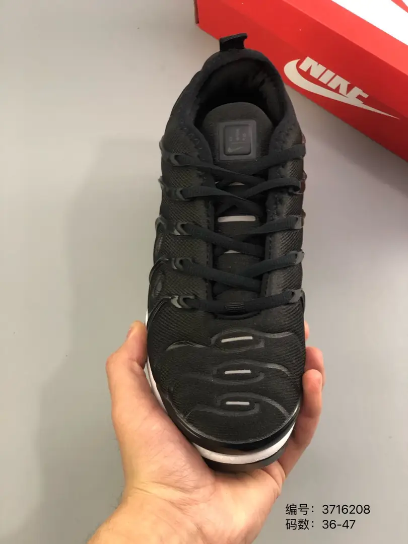 M864 NIKE AIR VAPORMAX  $44.64 gallery