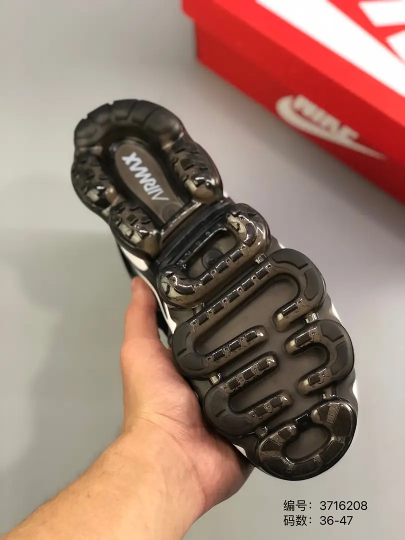 M864 NIKE AIR VAPORMAX  $44.64 gallery