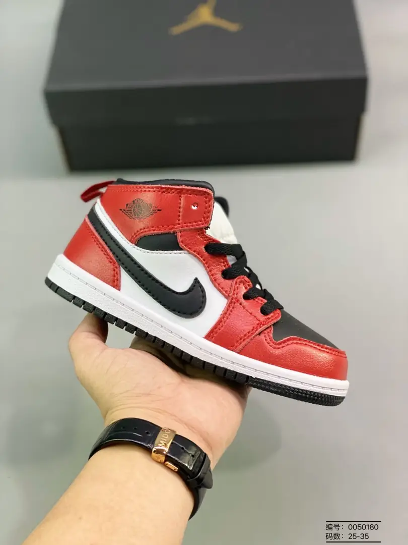 M865 KID Air Jordan 1 Mid $36.84 gallery