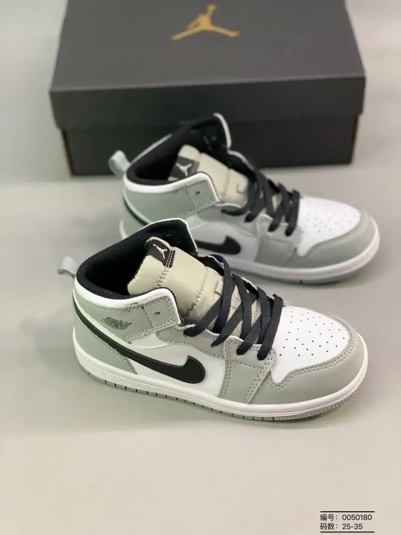 M865 KID Air Jordan 1 Mid $36.84 gallery