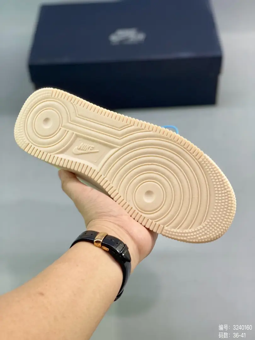 M871 Nike Air Force 1 $38.24 gallery