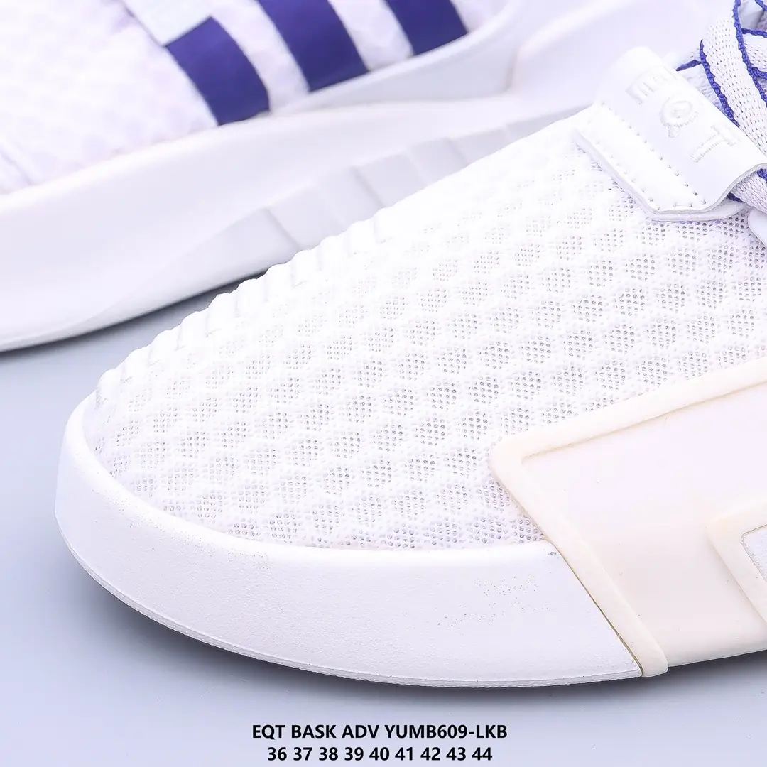 M874  Adidas  41.28$ gallery