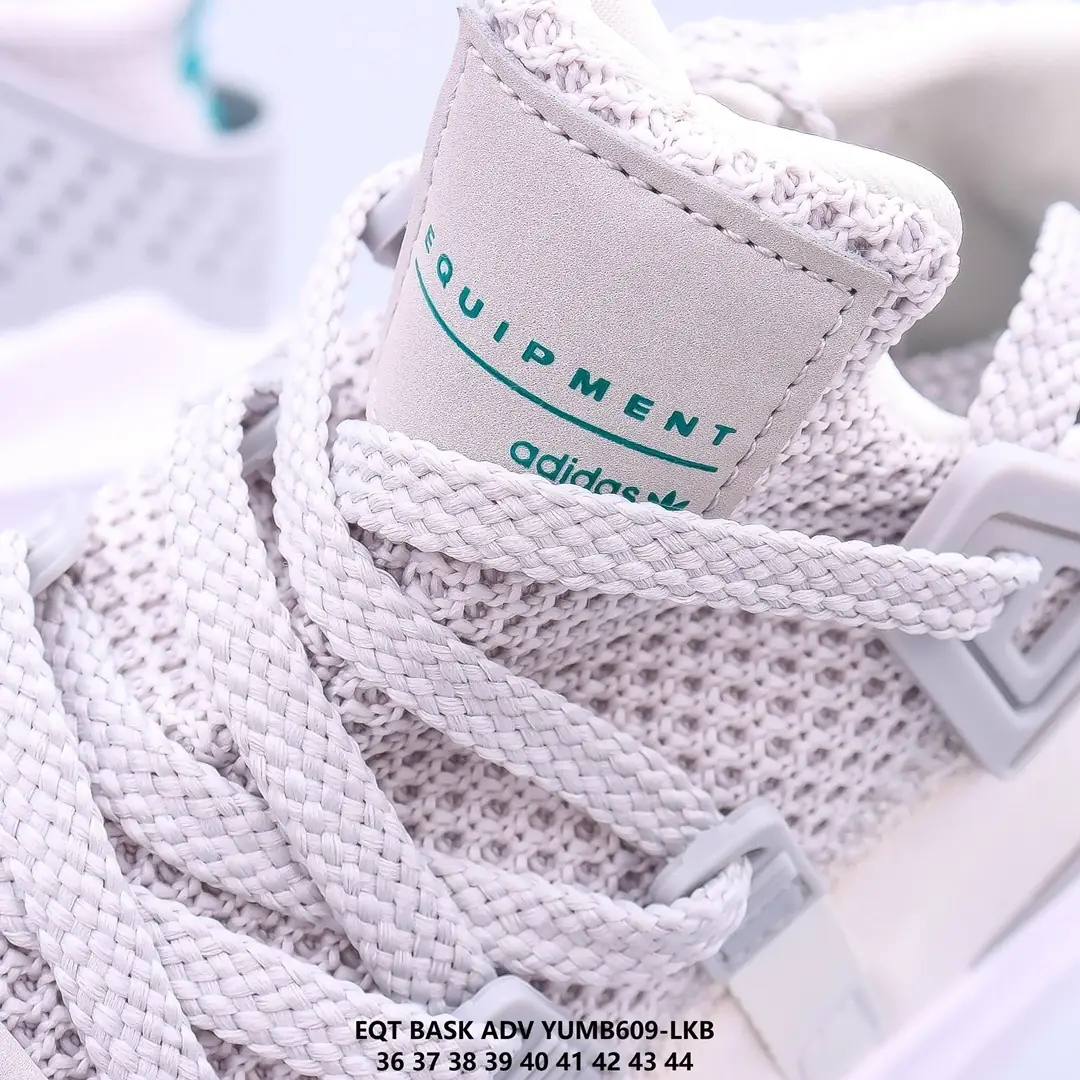 M874  Adidas  41.28$ gallery