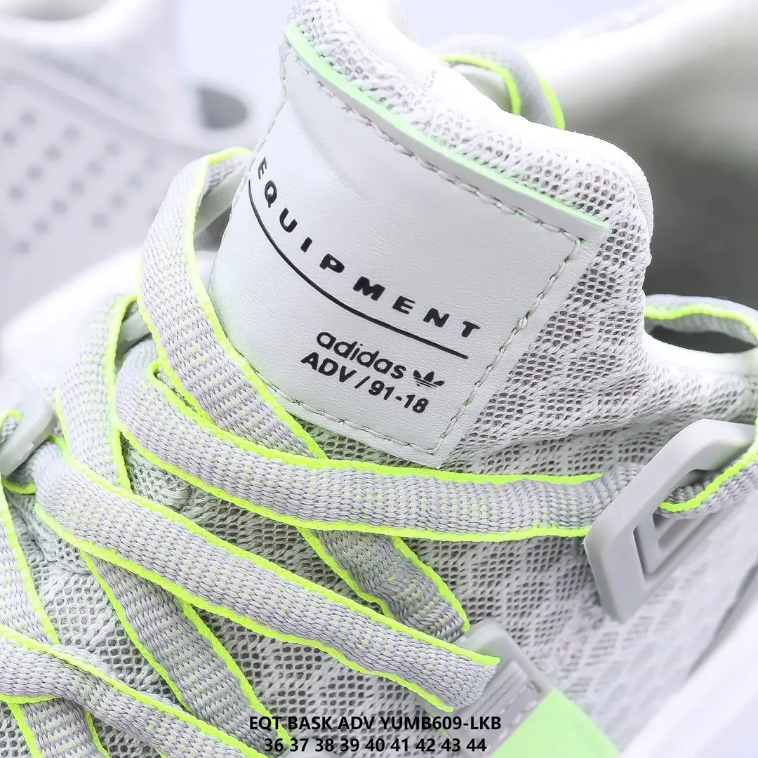 M874  Adidas  41.28$ gallery