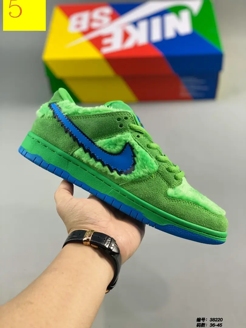 M877 Nike SB Dunk $43.04 gallery