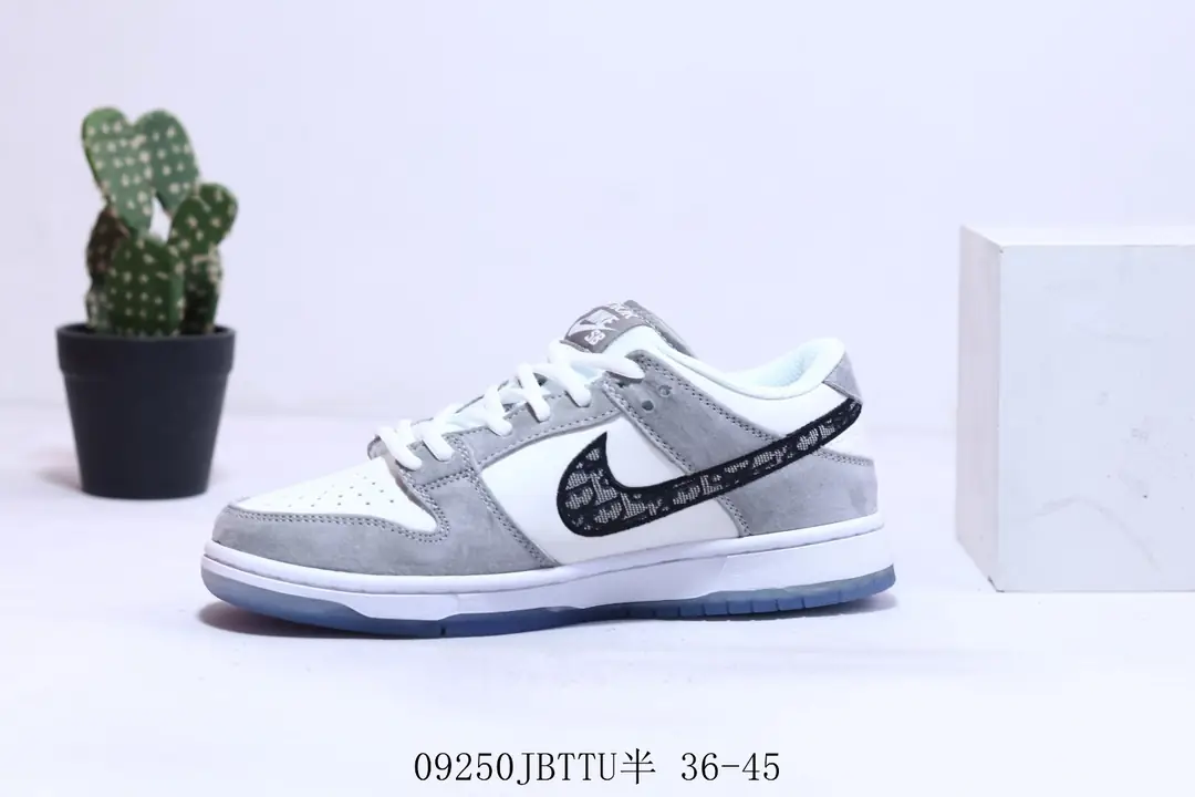 M878 Nike SB Dunk $41.72 gallery