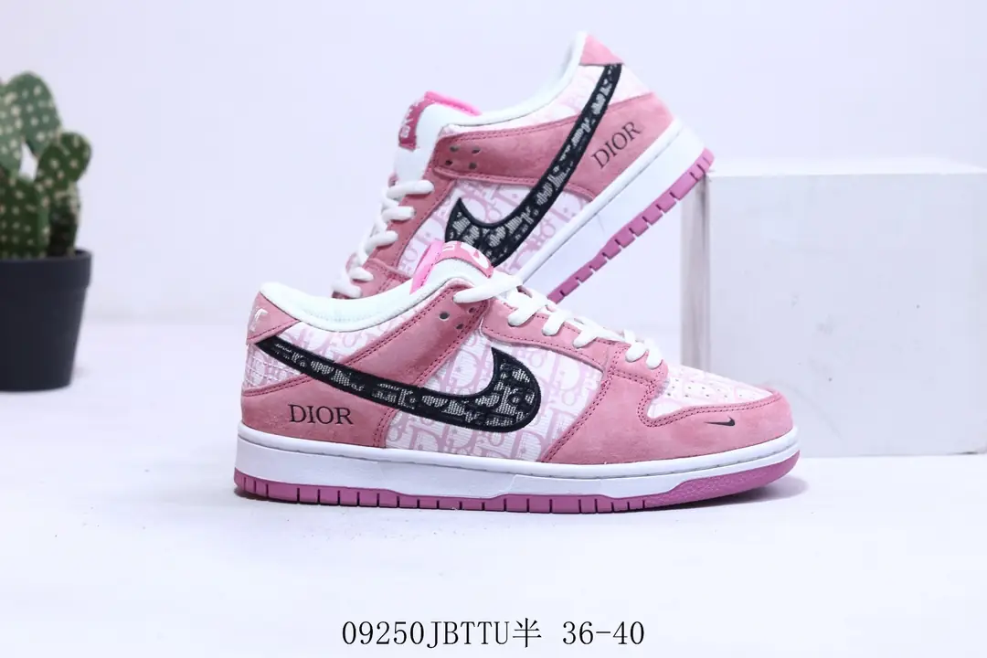 M878 Nike SB Dunk $41.72 gallery