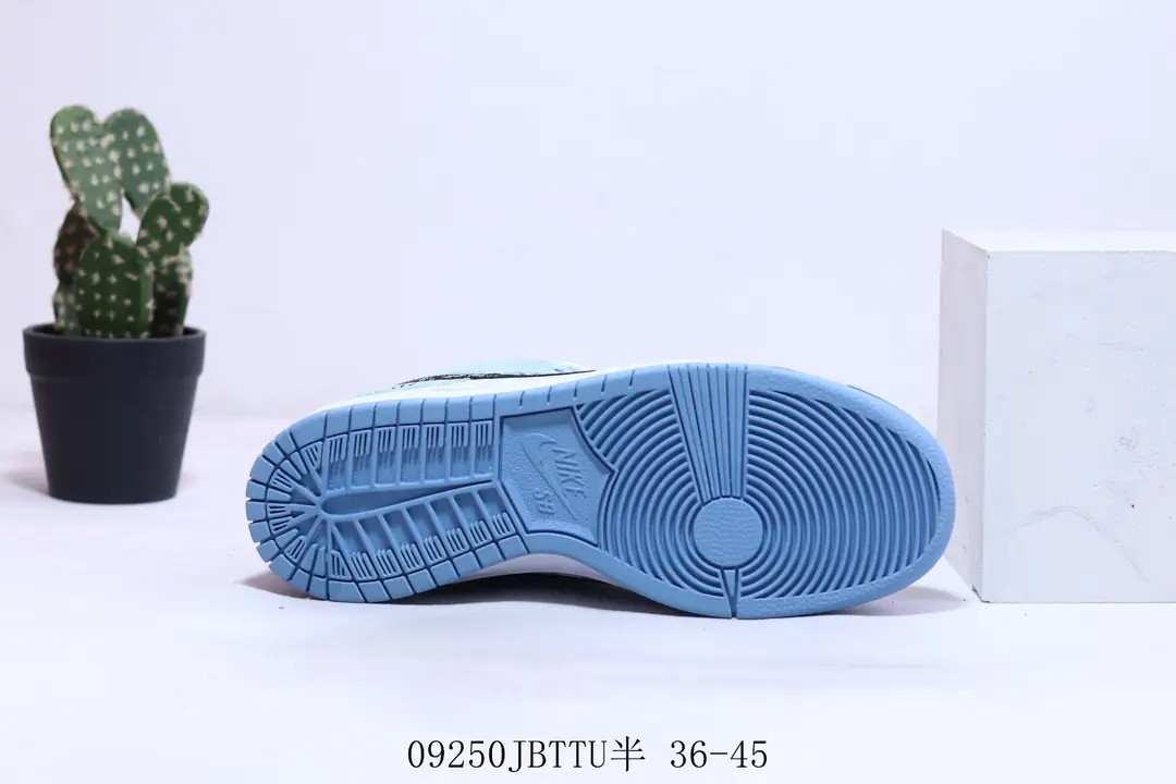 M878 Nike SB Dunk $41.72 gallery