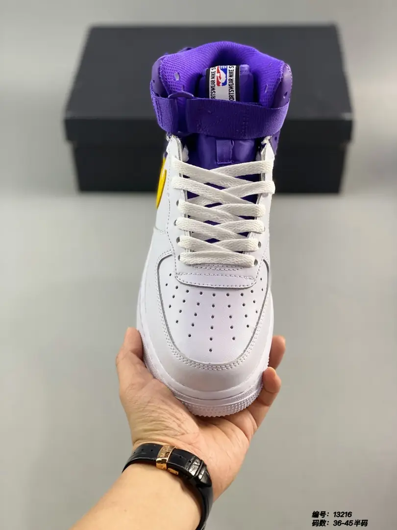 M880 Nike Air Force 1 $40.44 gallery