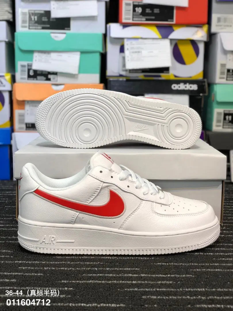 M906 Nike Air Force 1  43.12$ gallery