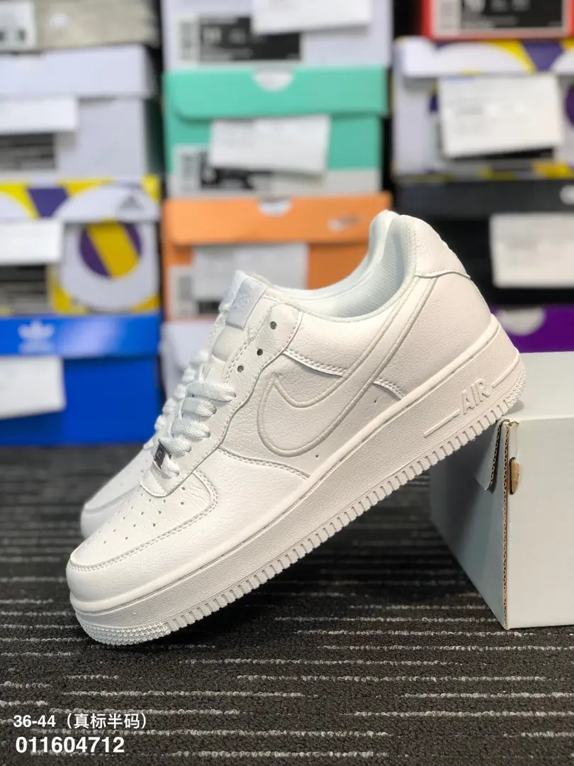 M906 Nike Air Force 1  43.12$ gallery