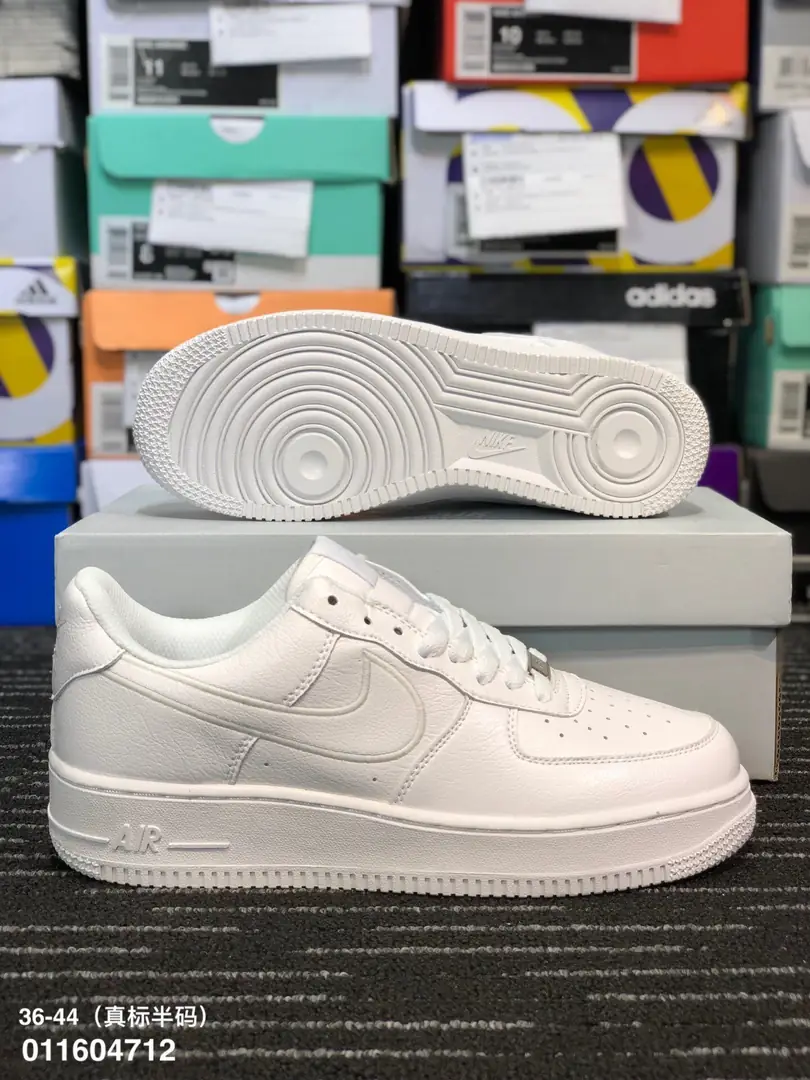 M906 Nike Air Force 1  43.12$ gallery