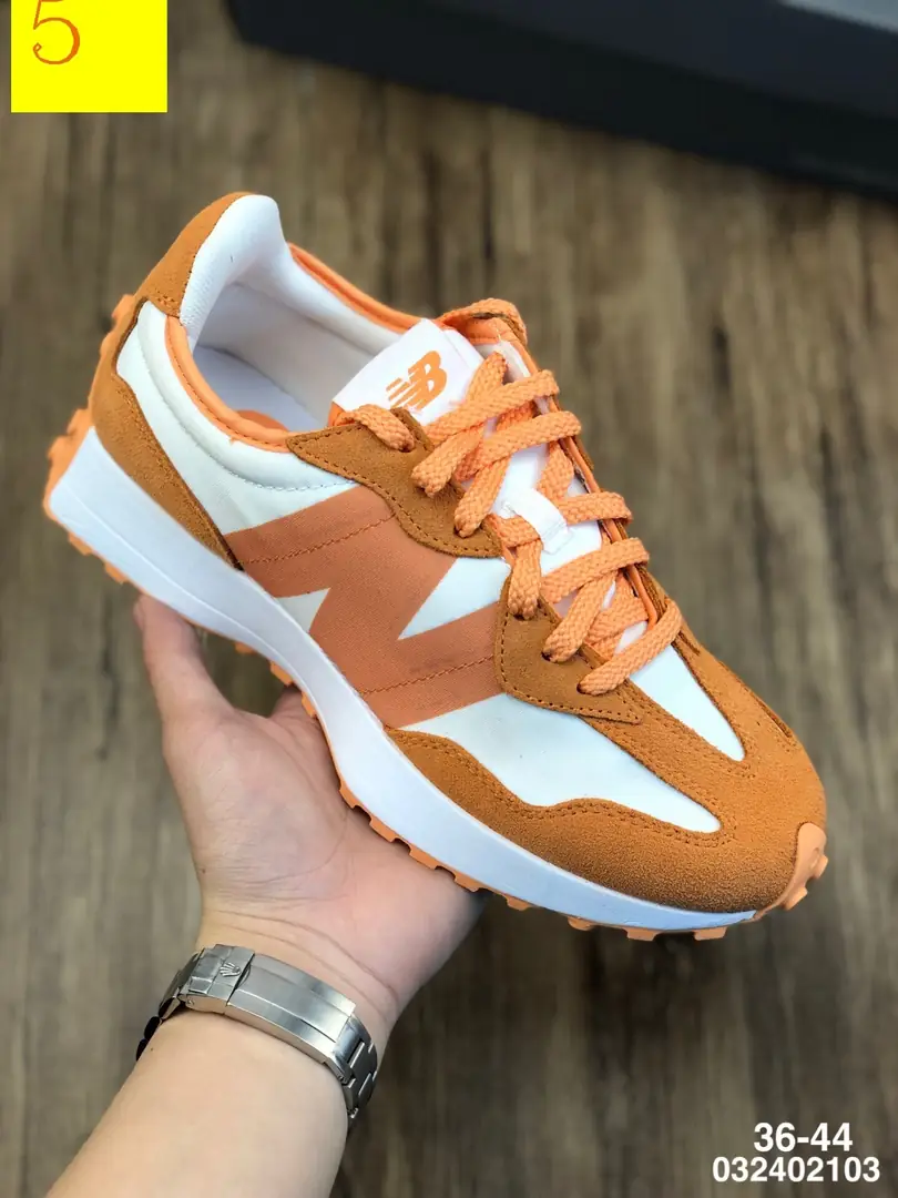 M907 New Balance $44.83 gallery