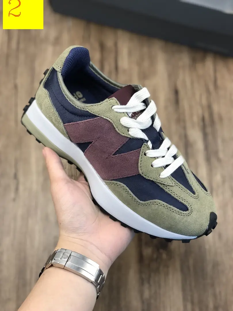 M907 New Balance $44.83 gallery