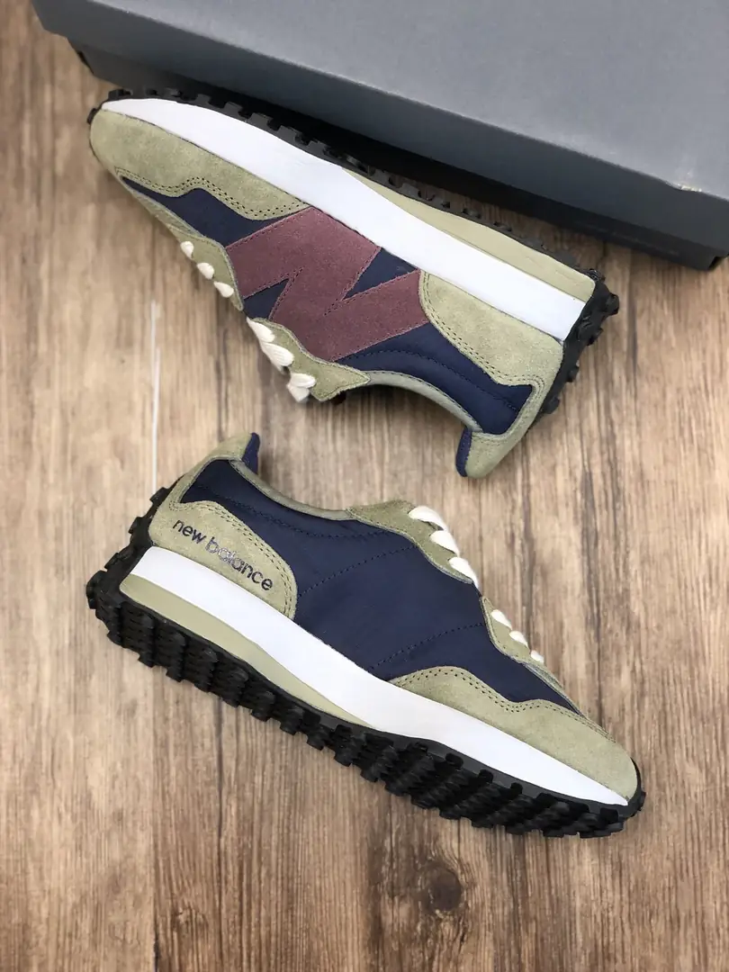 M907 New Balance $44.83 gallery