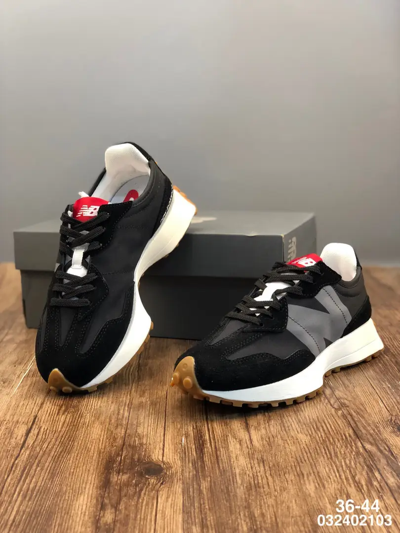 M907 New Balance $44.83 gallery