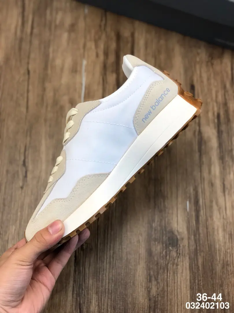 M907 New Balance $44.83 gallery