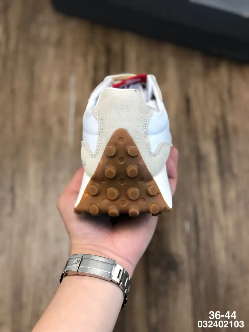 M907 New Balance $44.83 gallery