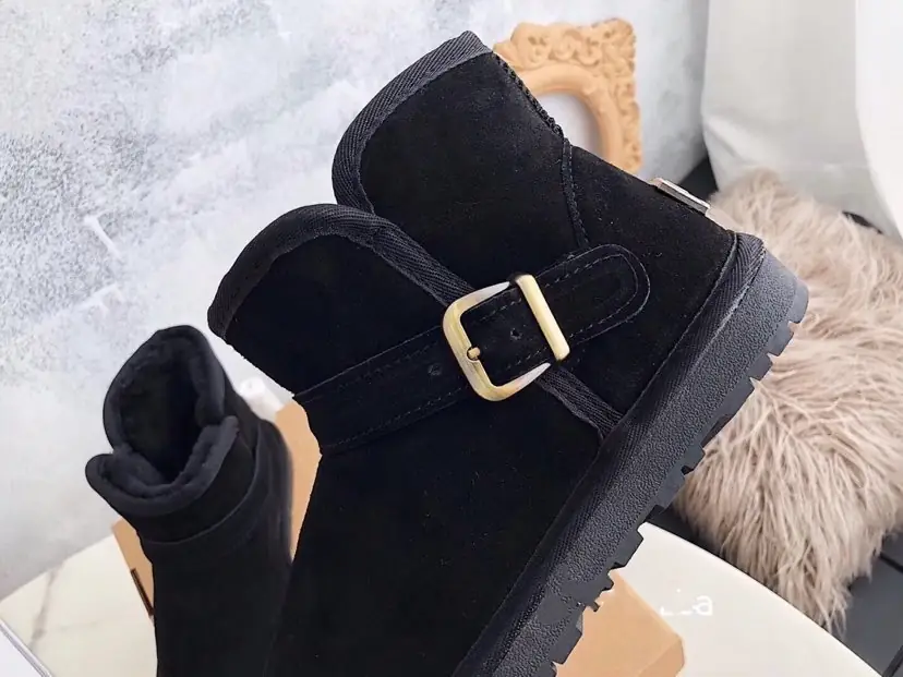 M919 UGG $36.94 gallery