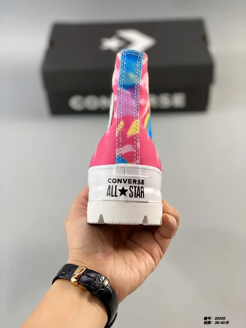 M924 Converse Run Star $50.24 gallery