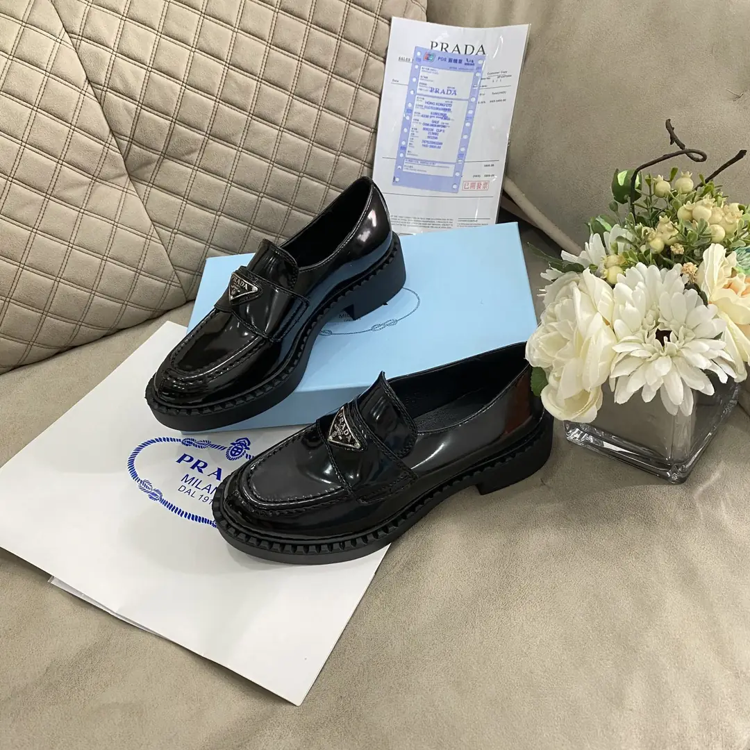 M93  57.99$ Prada 1:1 gallery