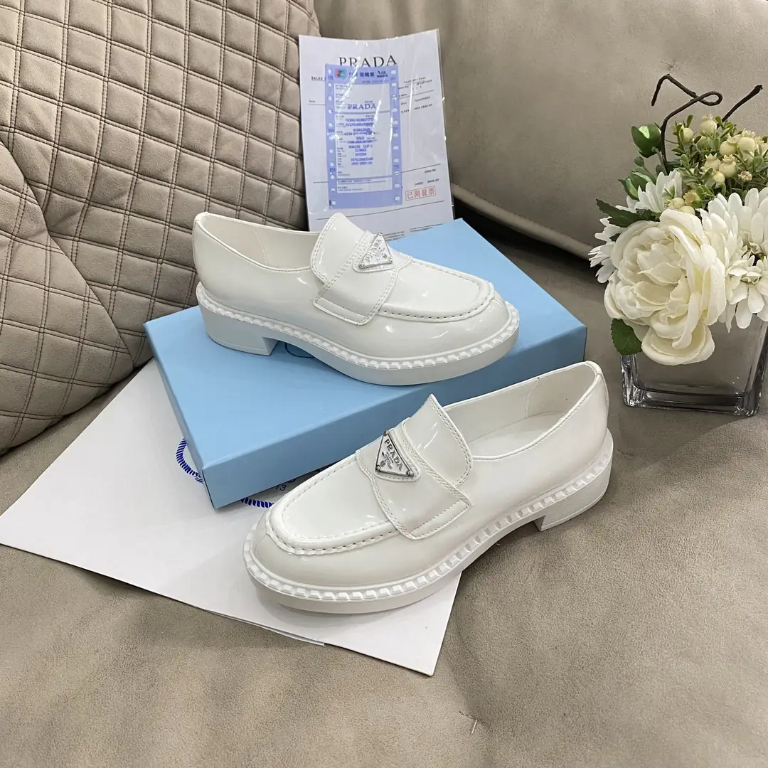 M93  57.99$ Prada 1:1 gallery