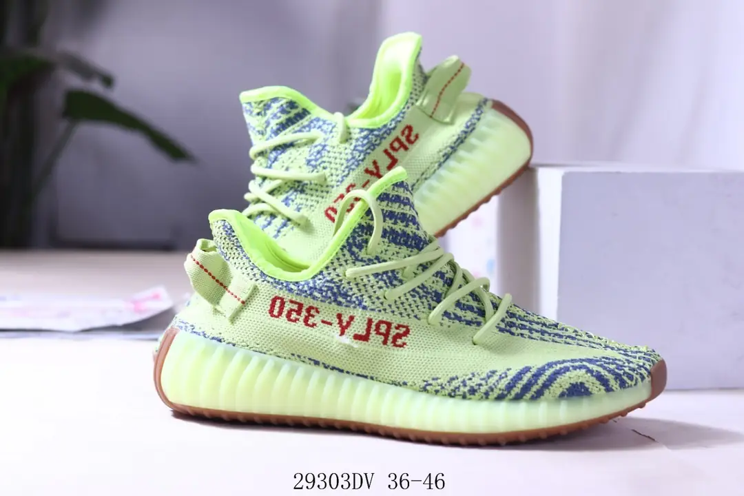 M930 adidas Yeezy   $40.44 gallery