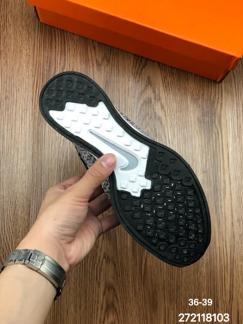 M946 Nike Zoom $42.54 gallery