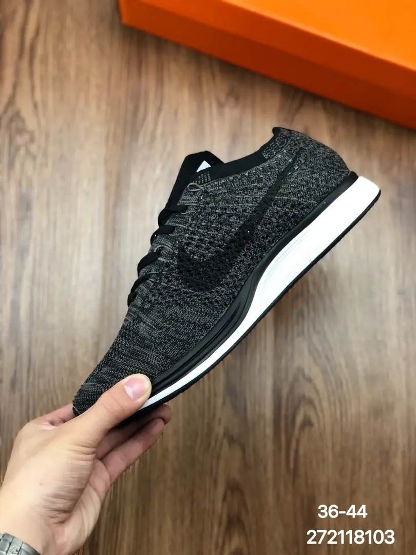 M946 Nike Zoom $42.54 gallery