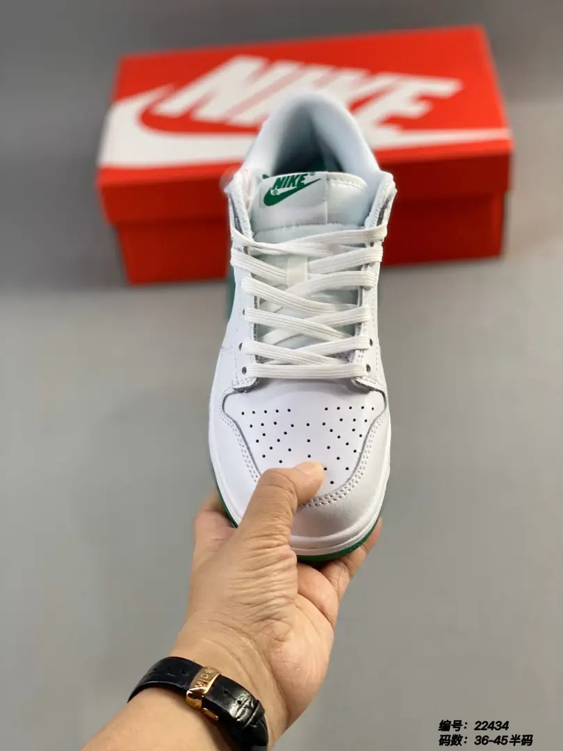 M950 NBA x Nike Dunk Low  42.22$ gallery