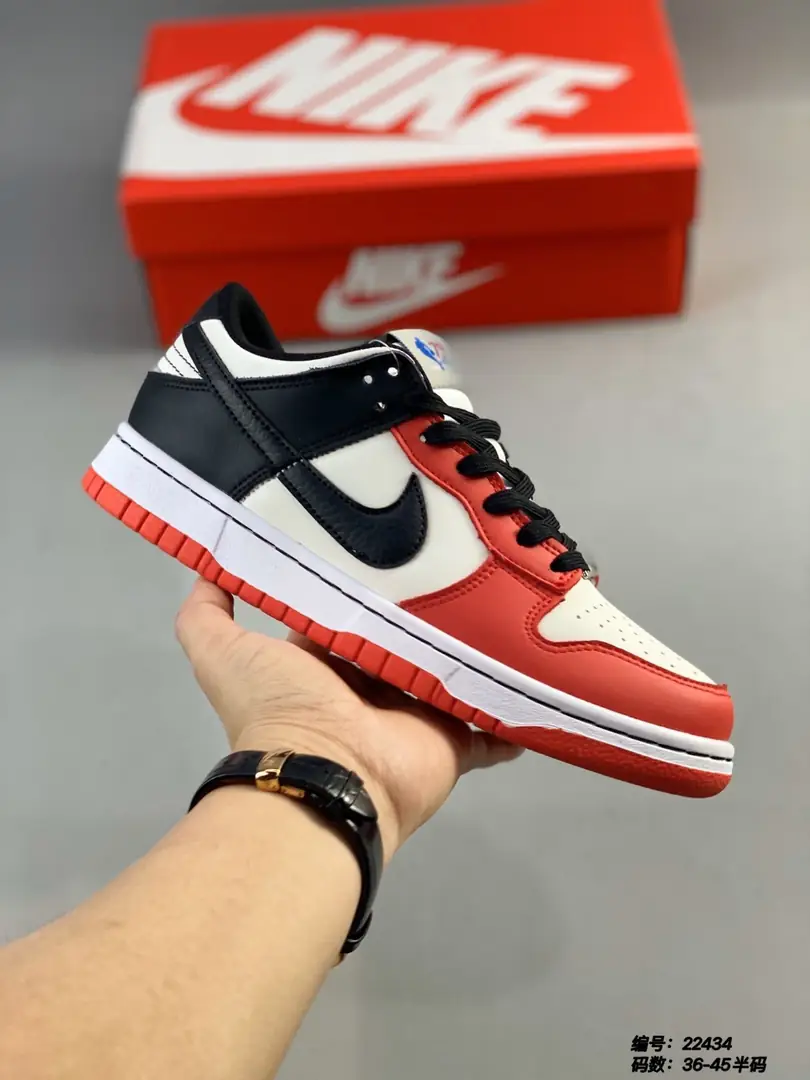 M950 NBA x Nike Dunk Low  42.22$ gallery