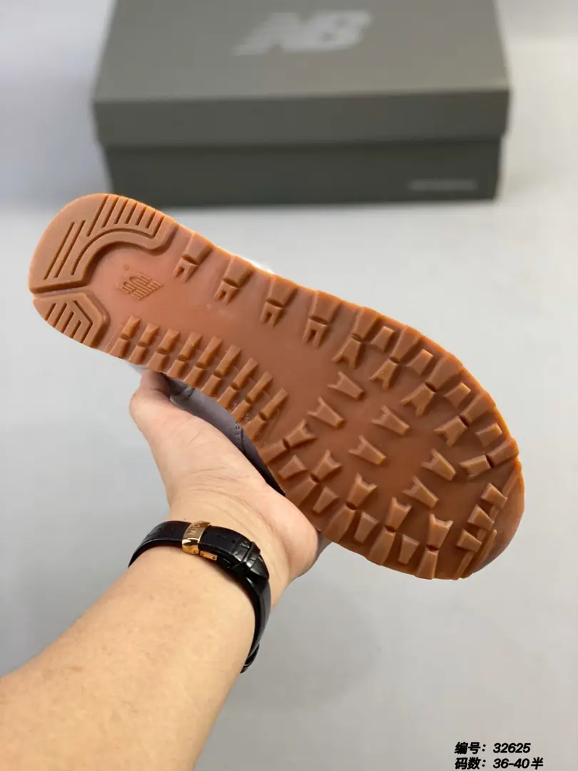 M969 new balance  42.33$ gallery