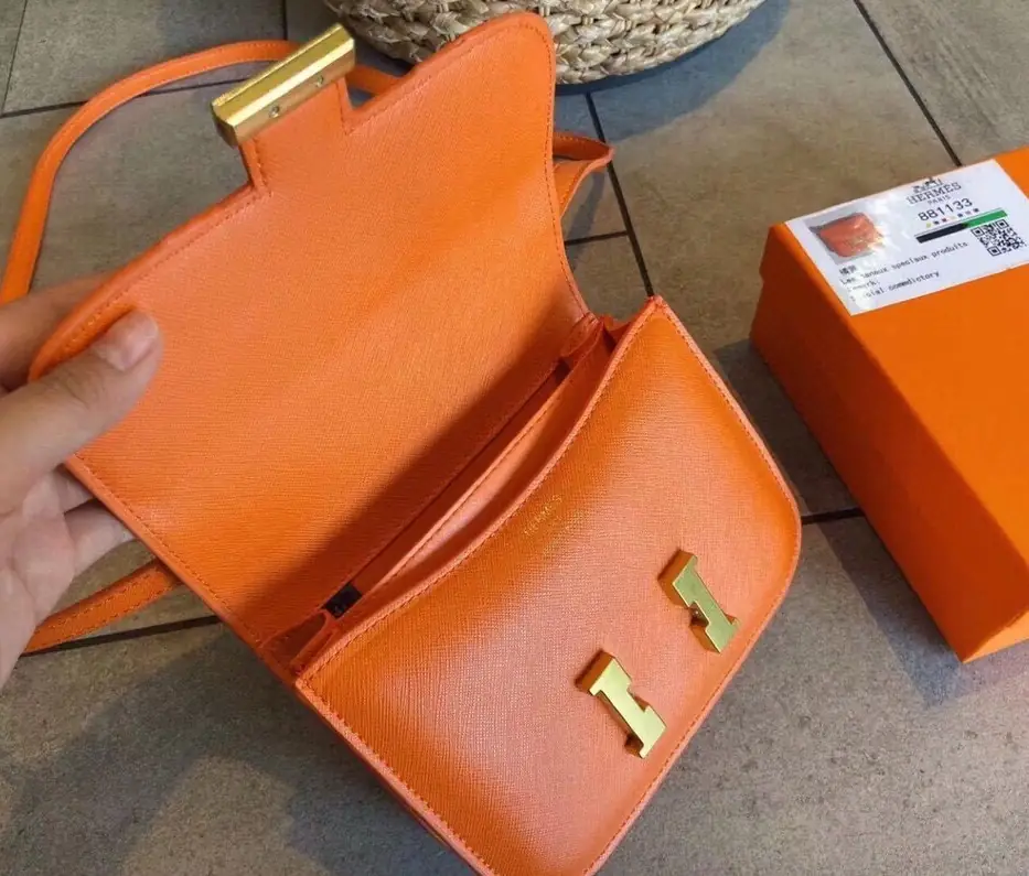 M97  5539-34.59$ Hermes gallery