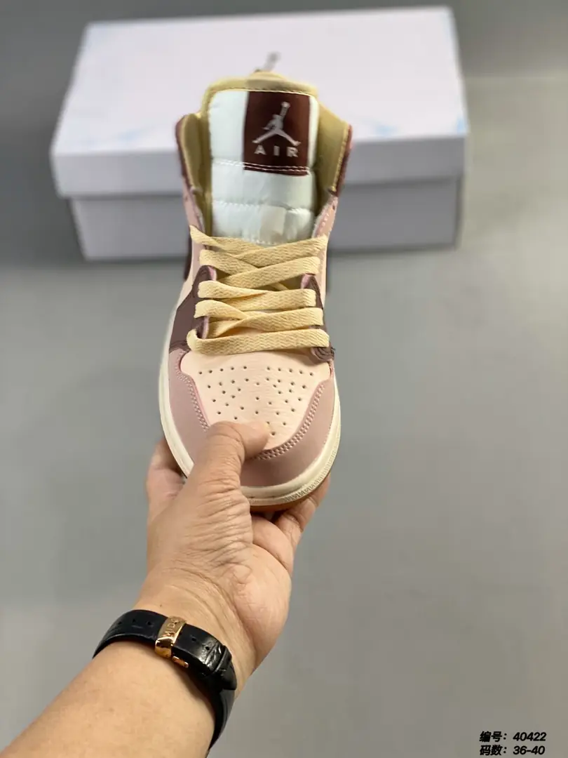 M973 Air Jordan 1  43.56$ gallery