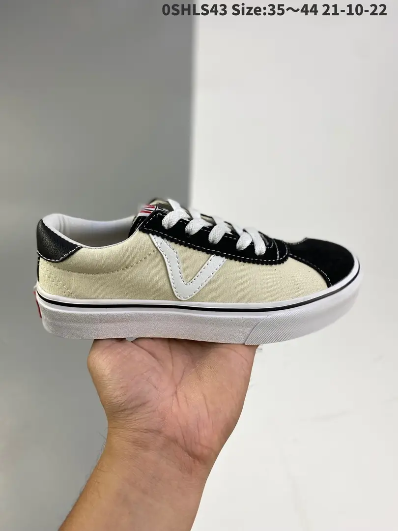 M977 Vans  $34.72 gallery