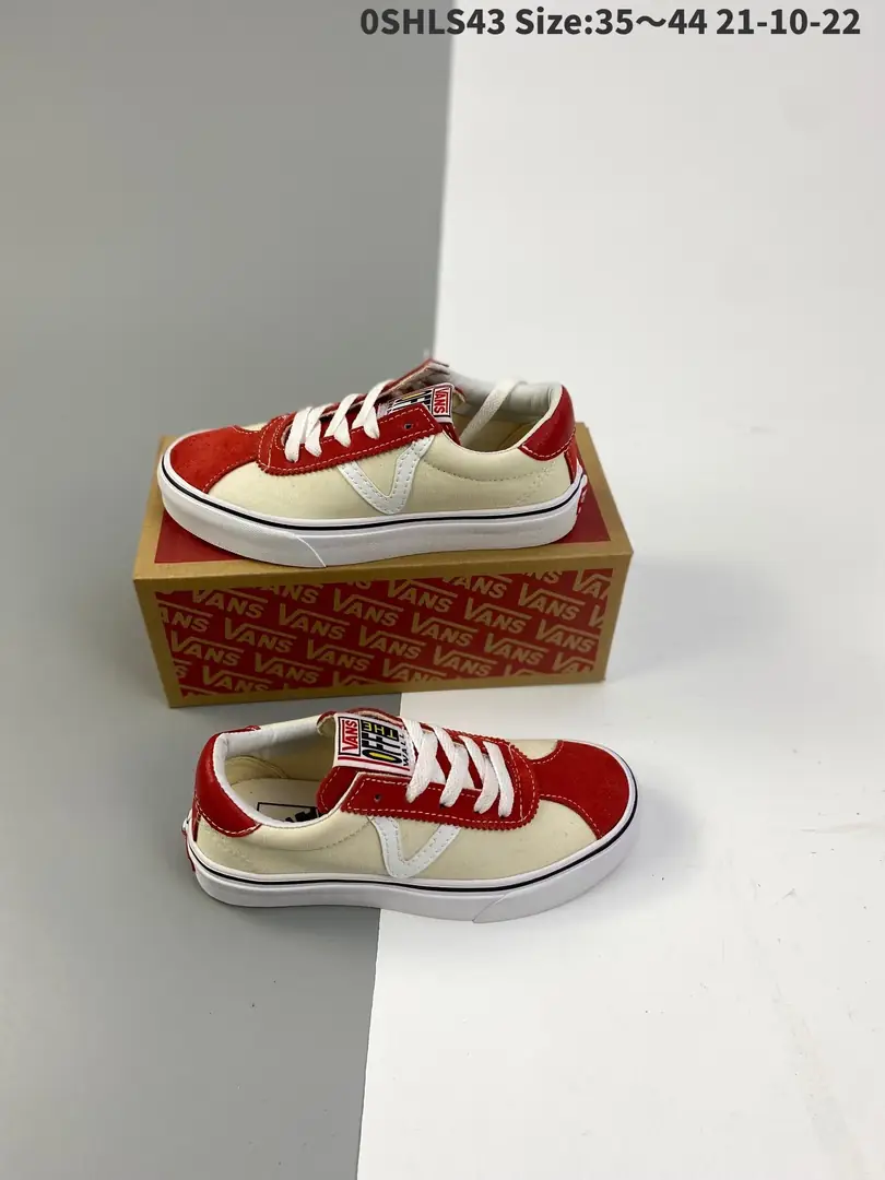 M977 Vans  $34.72 gallery