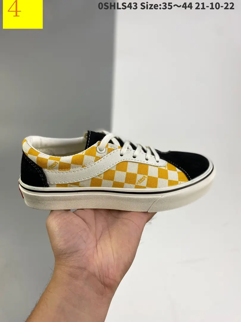 M977 Vans  $34.72 gallery