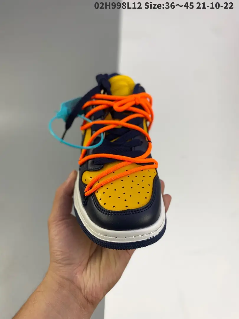 M979 SB Travis Scott SB DunkAJ  $46.94 gallery