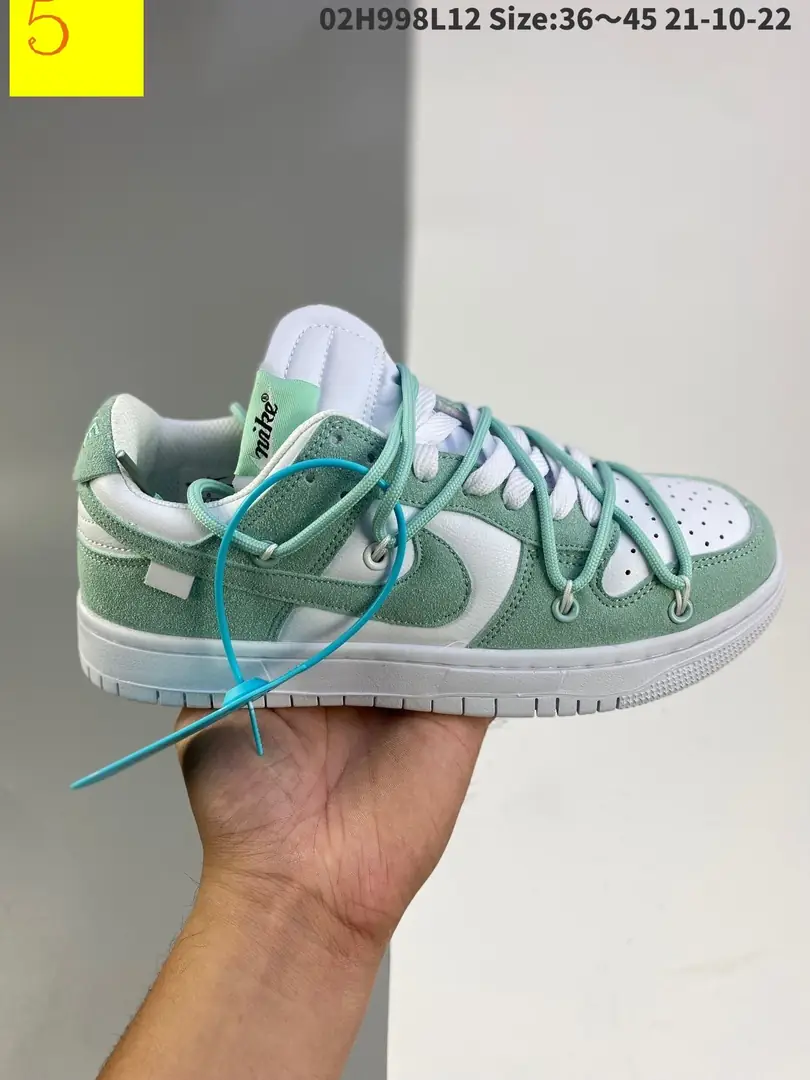 M979 SB Travis Scott SB DunkAJ  $46.94 gallery