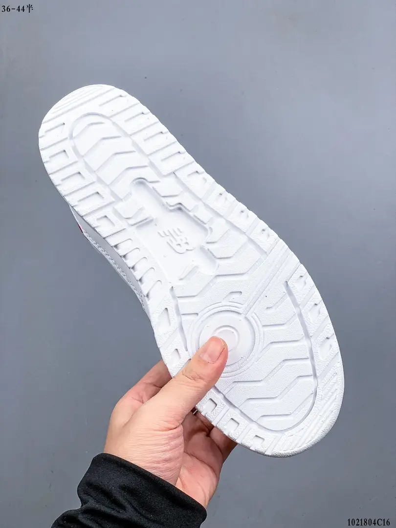 M997 New Balance   $39.74 gallery