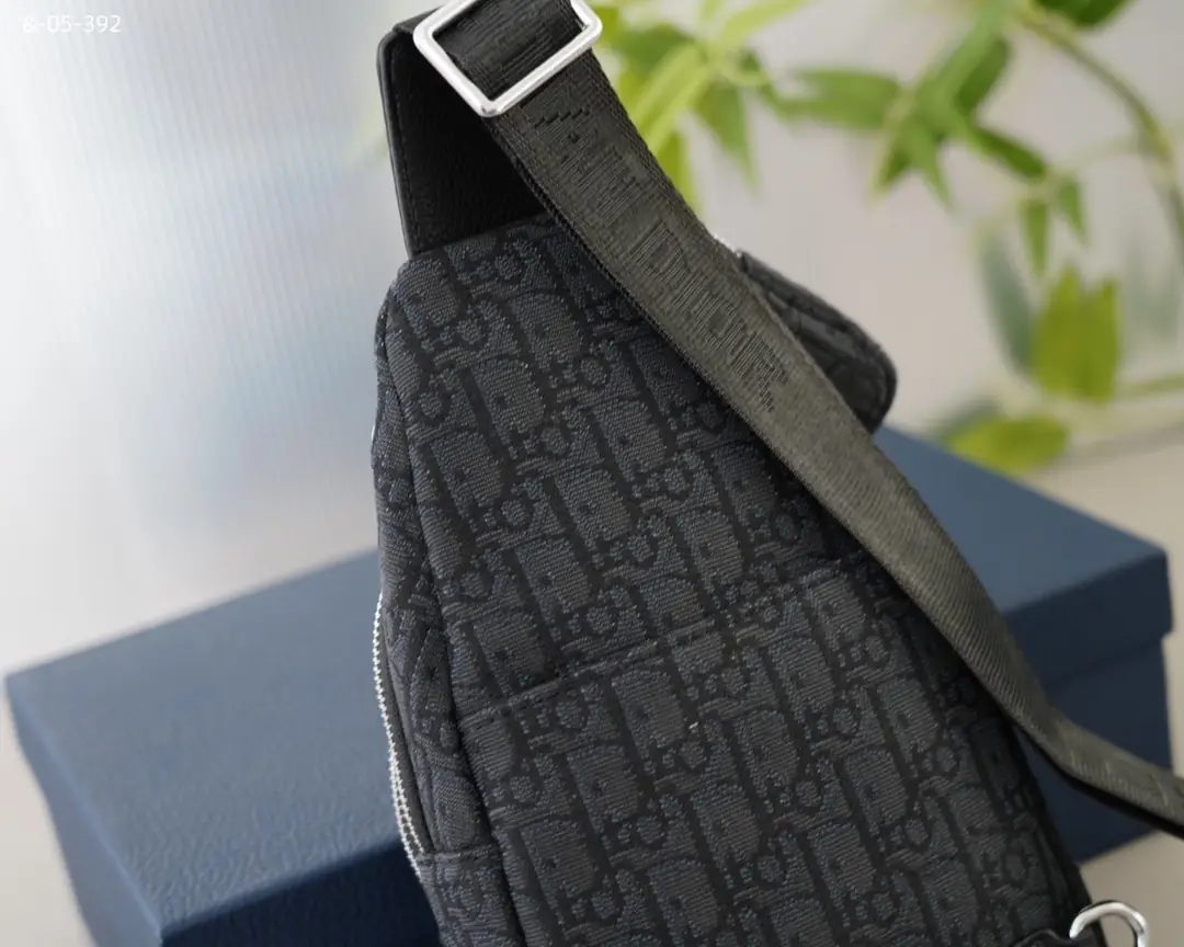 kng6015  dior   50$ gallery